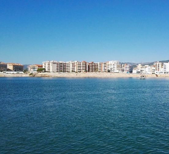 💙 Bon dimarts des de #lAmpolla !
On el blau del mar es fusiona amb el poble i el cel...

+ Info: bit.ly/4alQsXY

#DeltadelEbre #TerresdelEbre #ReservadelaBiosfera #InLOVEwithCatalonia

@terresebretur
@catexperience