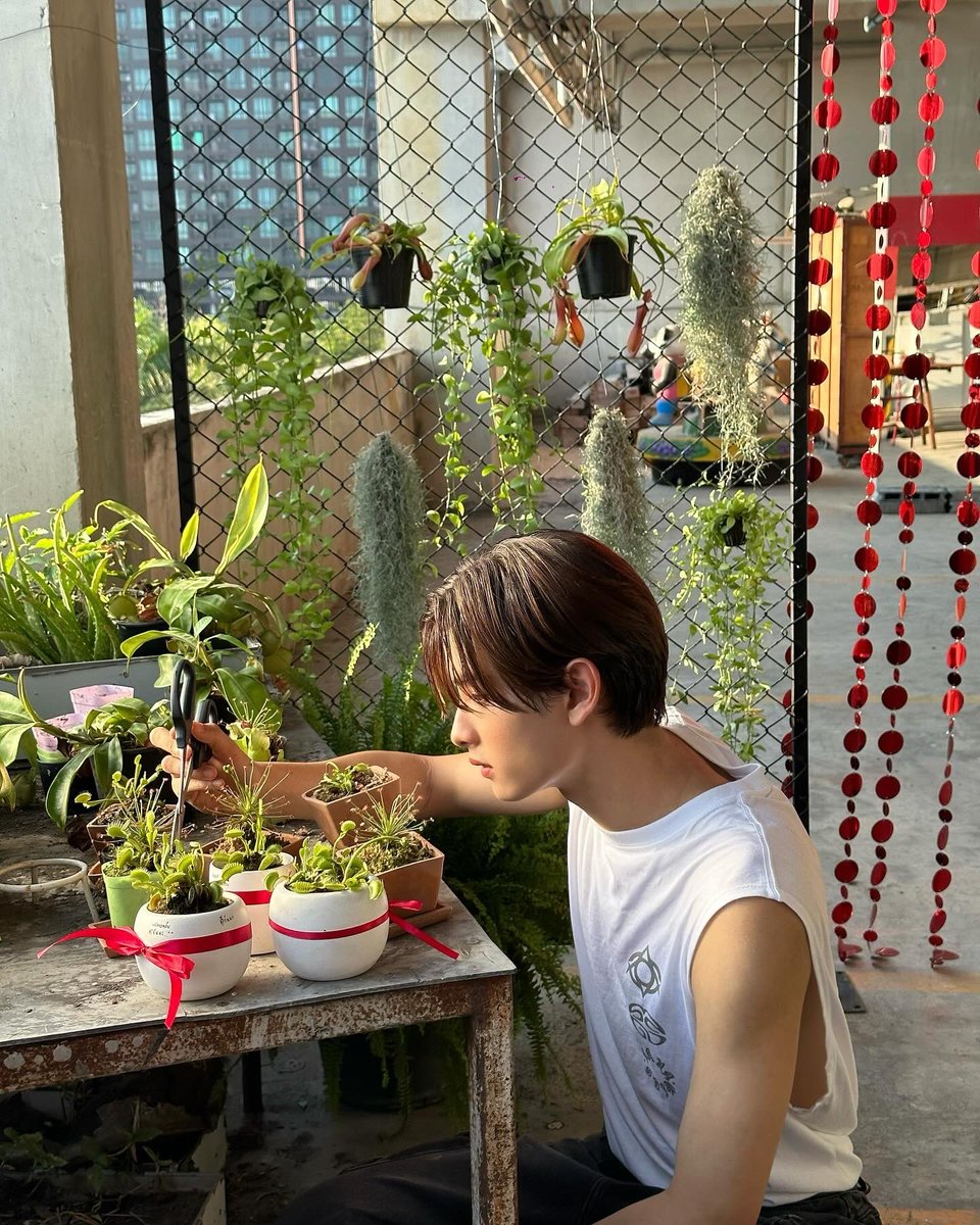 khunppol's tweet photo. บีฮายเดอะซีน https://t.co/qF6irANpVh