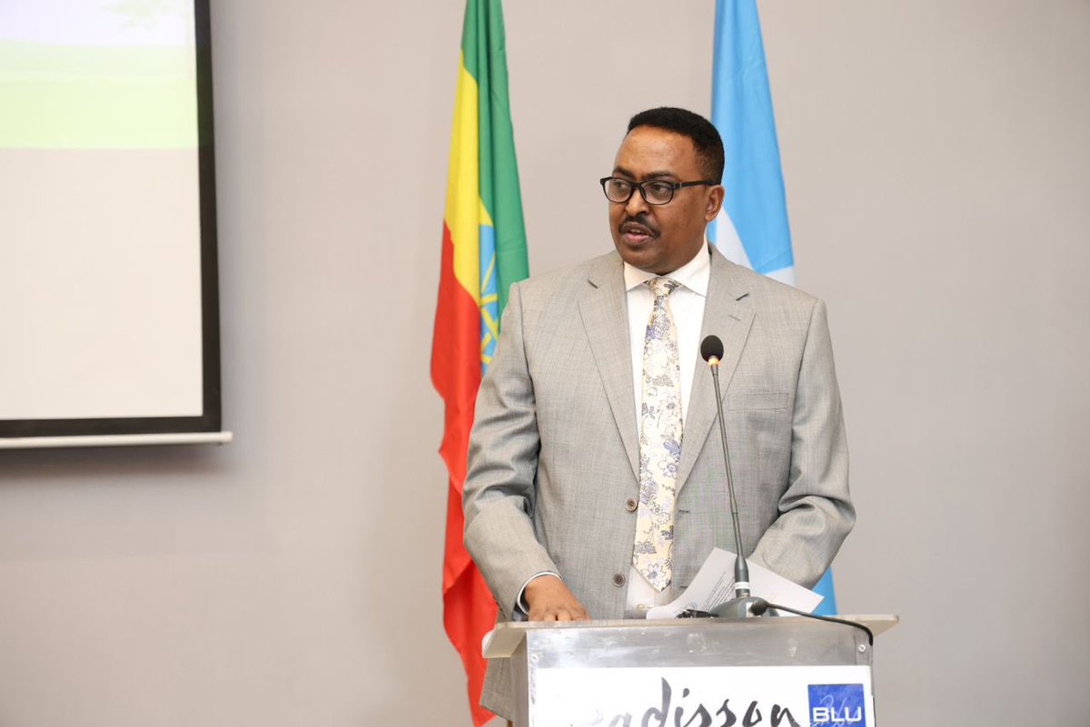 DrWorkneh's tweet photo. Convened the High-Level Ministerial meeting on cross-border cooperation for health security focusing on Somalia, Kenya and Ethiopia alongside Ministers and Representatives of these countries.
Our collective efforts aim to fortify lives within the #IGAD region. Enhancing trade and economic empowerment through the ONE HEALTH approach will pave the way for improved health security. We appreciate our partners unwavering support through these projects.