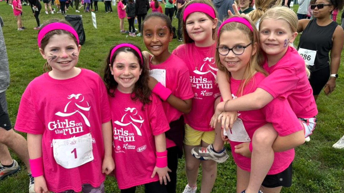 dcpublicschools's tweet photo. Over the weekend, @GOTRDC student runners from across the district finished the season with a community 5K at #GOTRDC5K. Way to finish the season #DCPSStrong! ๐๐ปโโ๏ธ๐๐ผโโ๏ธ๐๐ฝโโ๏ธ๐๐พโโ๏ธ https://t.co/LhyBnnyigv