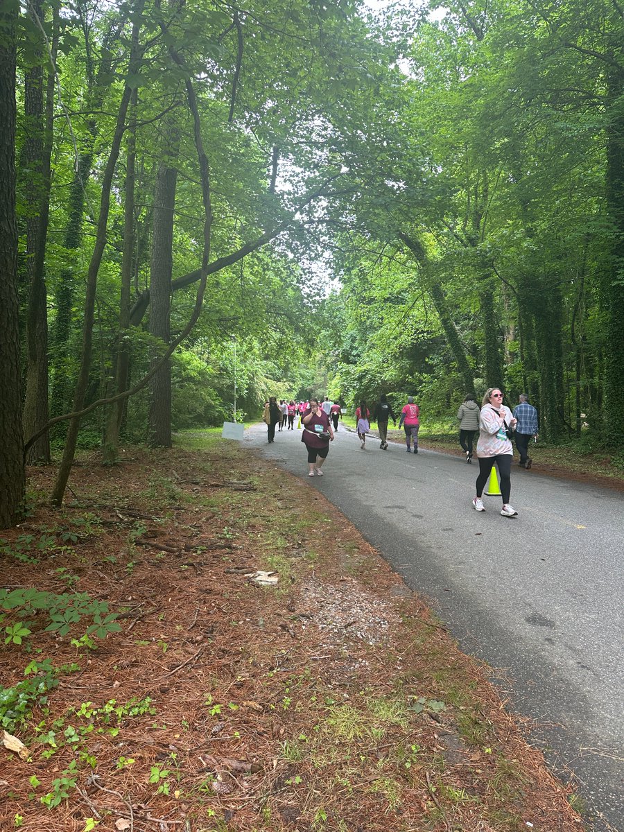 We are so proud of our Hillpoint Huskies Girls on the Run team!  They completed a 5k run on Sunday at Virginia Weslyan!  #GirlsontheRUN #5K #hillpointhuskies #leadersofthepack