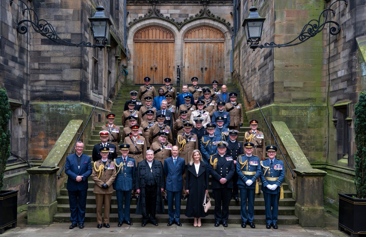 ArmyChaplaincy's tweet image. HM Forces chaplains, including the Chaplain General and Deputy Chaplain General, attended the @churchscotland General Assembly today.

Our forces chaplains were spoken highly of during the Chaplains to the HM Forces speech. #GA2024 

#CaringForTheArmysPeople

📸Andy O&apos;Brien