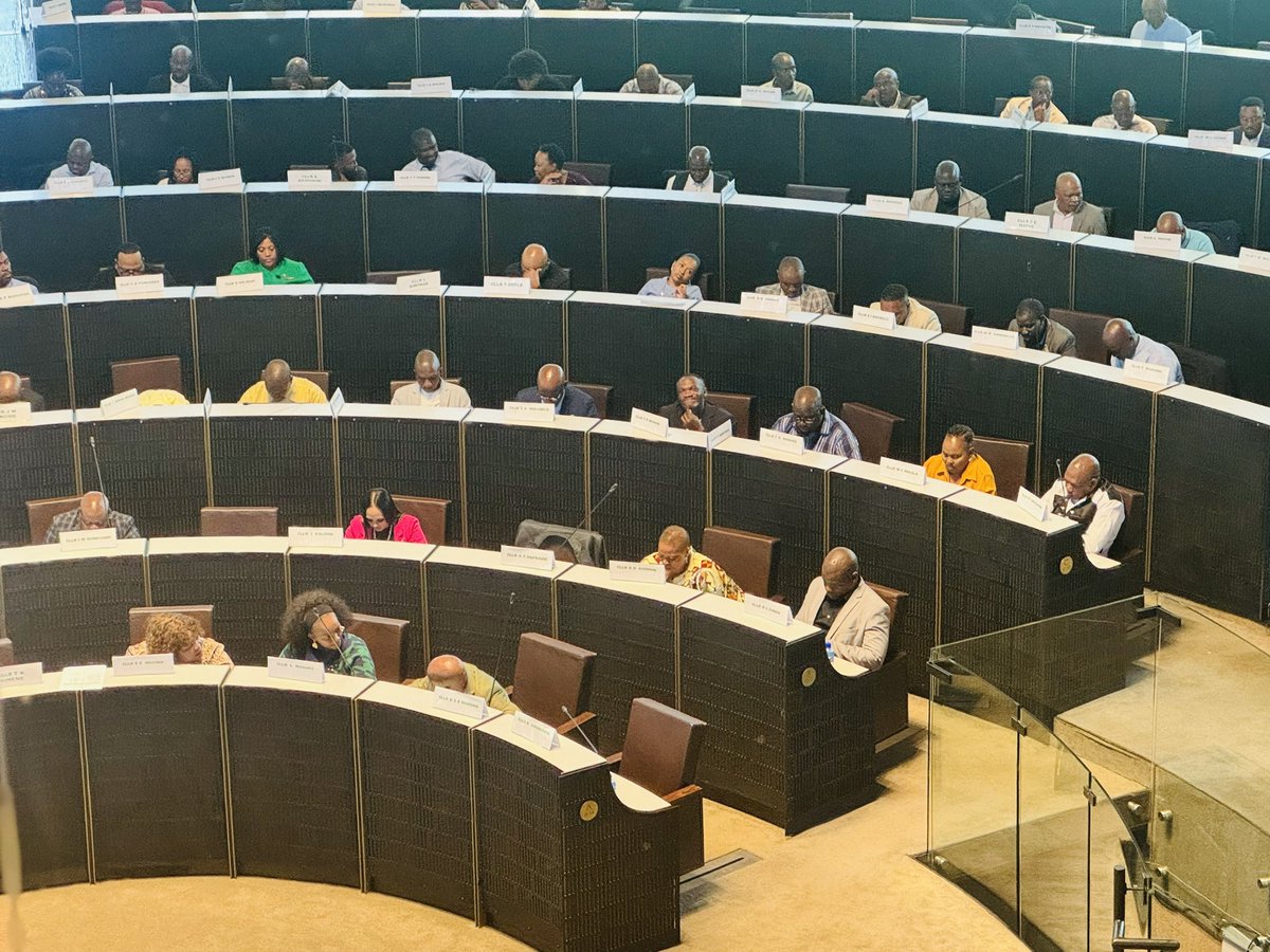 JoburgChiefWhip's tweet photo. Sanibonani, bahlali. 

We are at the Constance Conny Bapela Council Chamber today for the 26th Extraordinary Council Meeting. 

#WeServeJoburg #JoburgCouncil https://t.co/I0U2flJZir