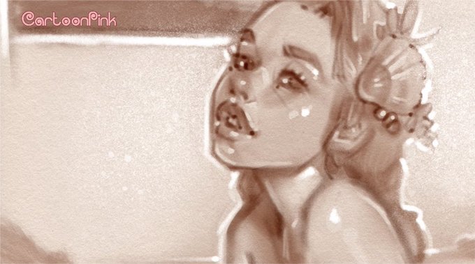 It&rsquo;s mermaid time 💦 https://t.co/yfCtu5vEK1