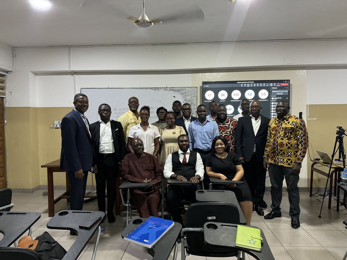 asango_law's tweet photo. I had the honor to be invited by Dr. Godwin Djokoto, to engage with Master of Laws and Master of Arts students at the University of Ghana School of Law in Accra. The focus was on the topics of Law of the Sea and Maritime Law, specifically Continental Shelf delineation. https://t.co/7E7Bl1ztvD