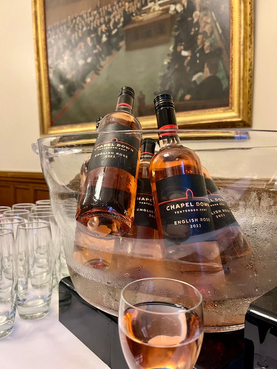 It was a privilege to be in attendance to celebrate Kent Day 2024 at the Churchill Room inside the Houses of Parliament last night. It was great to see Kent in the spotlight, and a pleasure to see our award-winning English sparkling wines and English Rose still wine served.