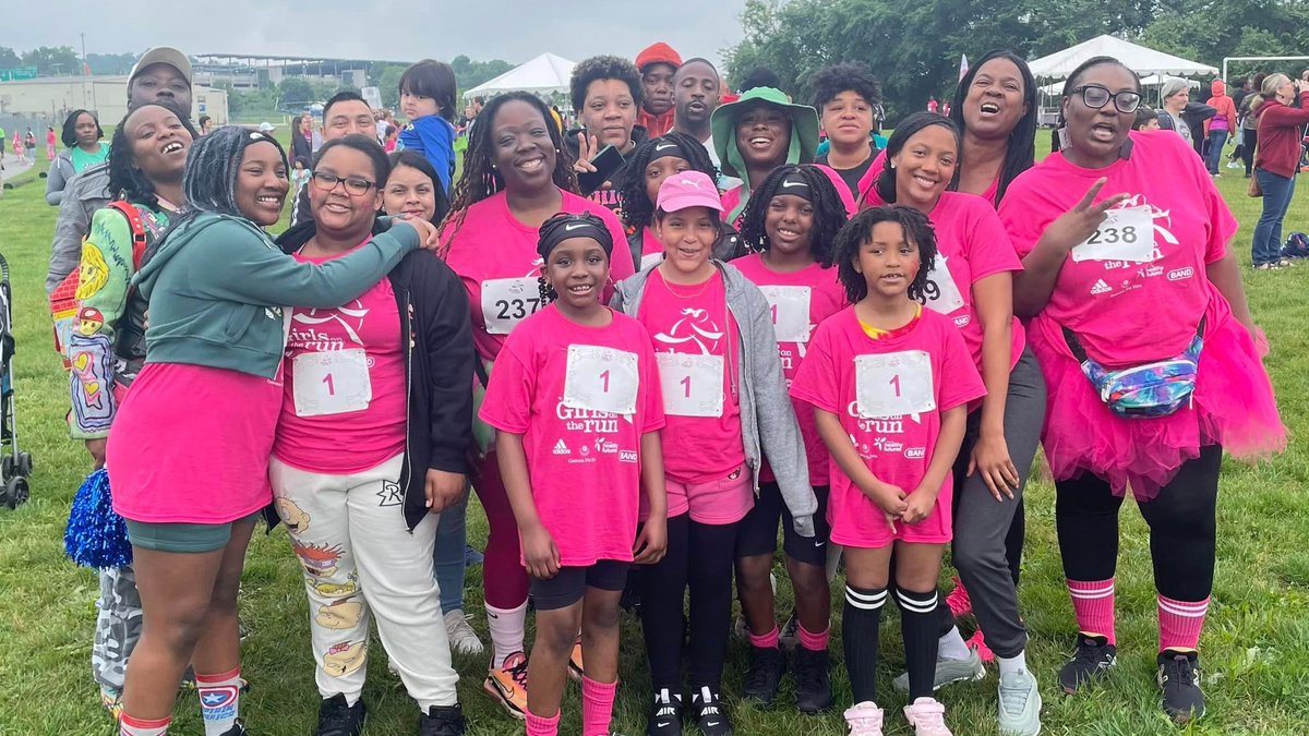 dcpublicschools's tweet photo. Over the weekend, @GOTRDC student runners from across the district finished the season with a community 5K at #GOTRDC5K. Way to finish the season #DCPSStrong! ๐๐ปโโ๏ธ๐๐ผโโ๏ธ๐๐ฝโโ๏ธ๐๐พโโ๏ธ https://t.co/LhyBnnyigv