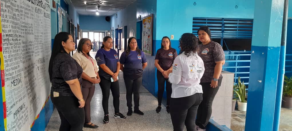 #EnFotos | Gracias al Presidente @NicolasMaduro, hoy con la participación de los estudiantes se desarrolla la Prueba Piloto ERCE 2025 en la UE San Rafael municipio San Fernando @_LaAvanzadora @info_mppe @marys_orasma @eduardopiate2 @MPPEDUCACION