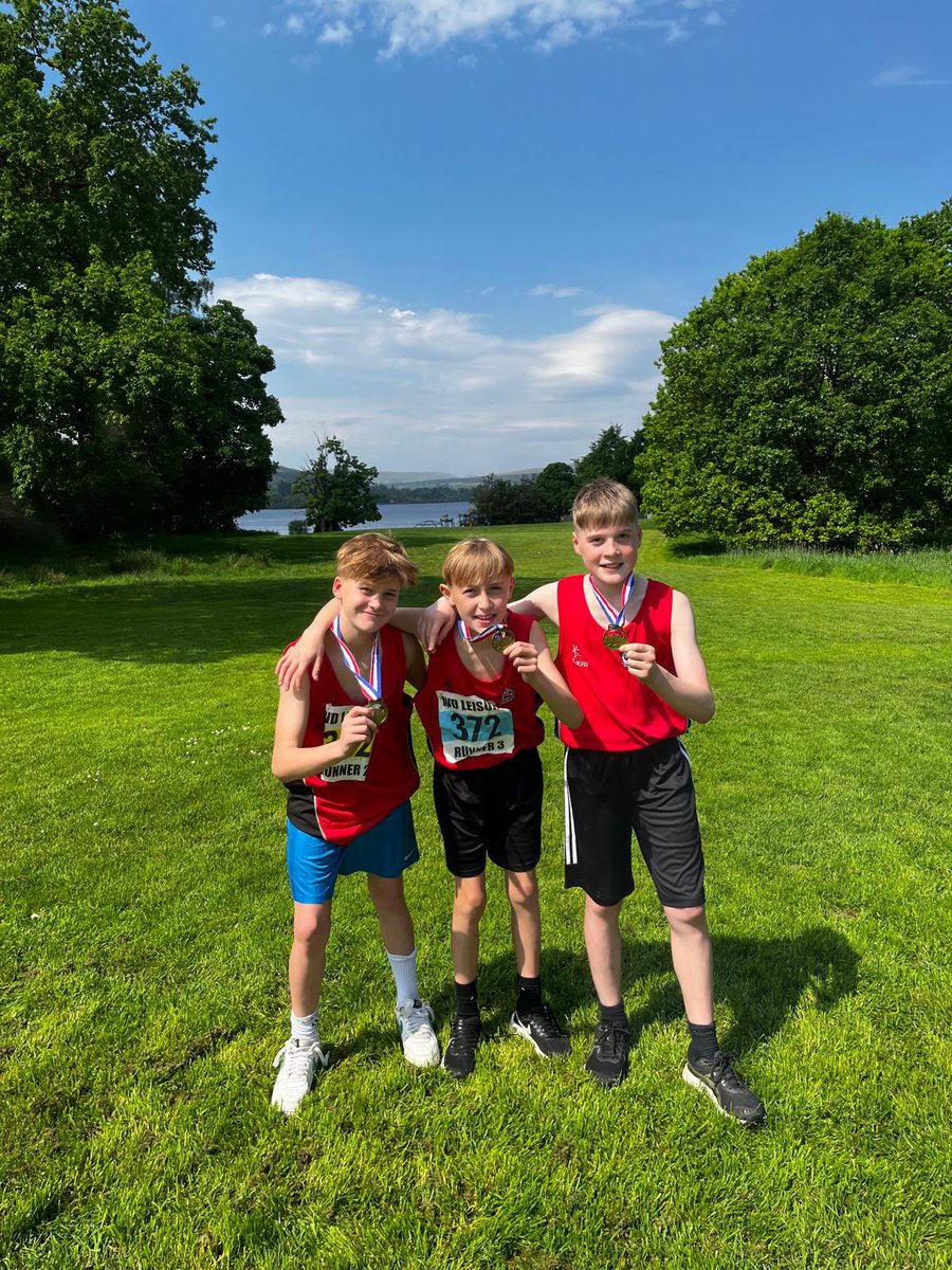 HermitageAcadPE's tweet image. Balloch Cross Country. 
Well done S1 Boys 😊😊😊