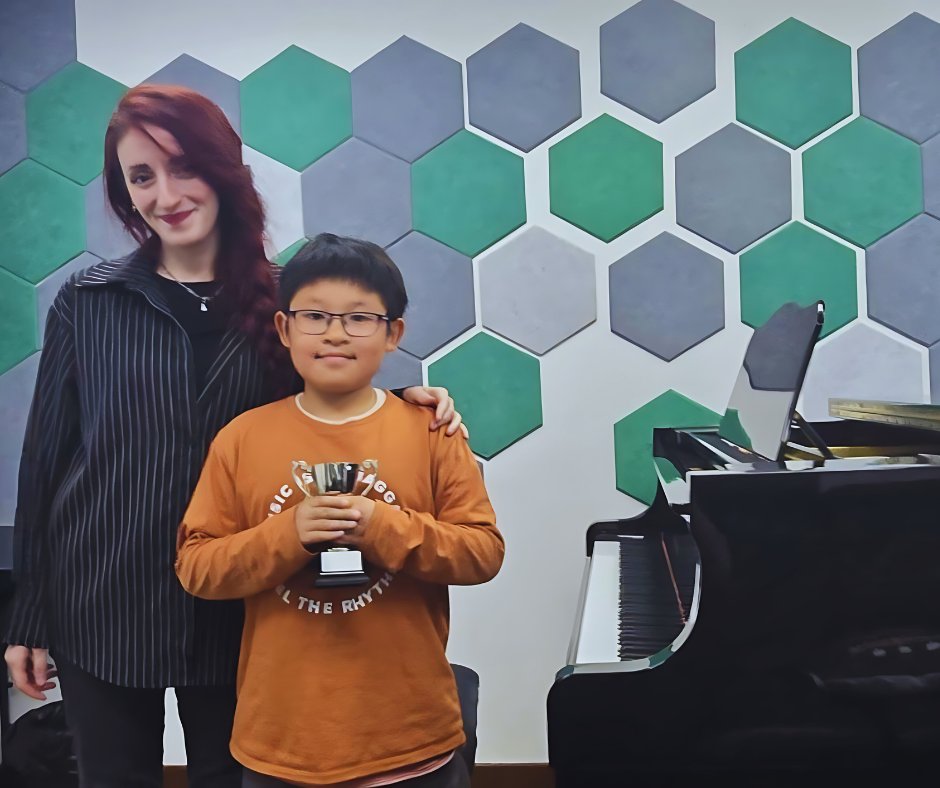 Well Done, Kye Zheng Koh 👏 👏 👏 He won a gold medal and first place in the Grade 3 category at the Ealing Piano Festival. Kye is having piano lessons at TMMS with teacher Lentia Ntiso 🎹 #ealingmusicschool #musicfestival #musiccompetition  #TheMastersMusicSchool #TMMS