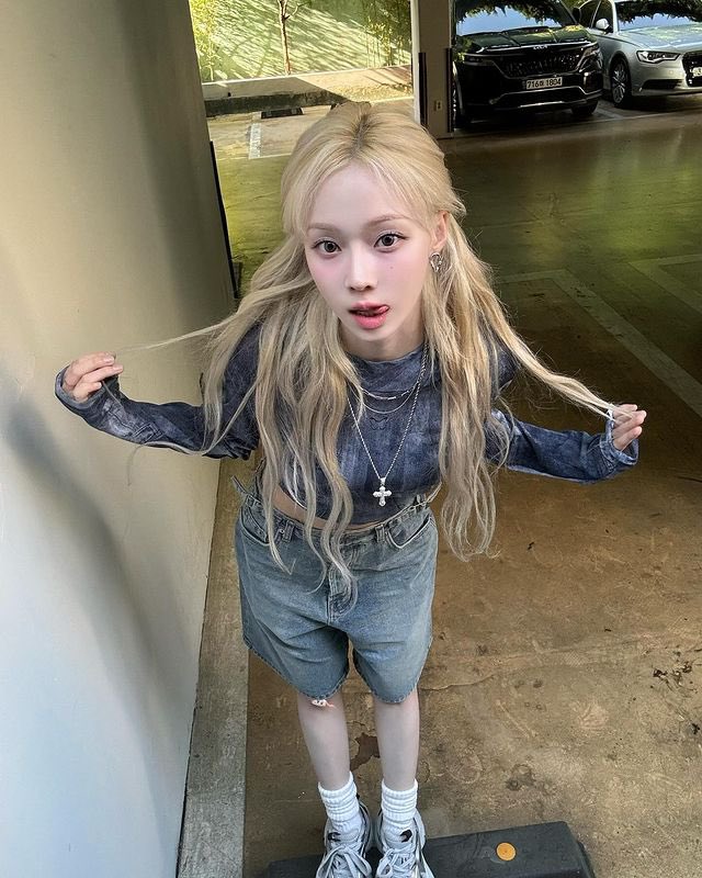 hourlykwinter's tweet photo. imwinter instagram update https://t.co/I5tu0L1XTI