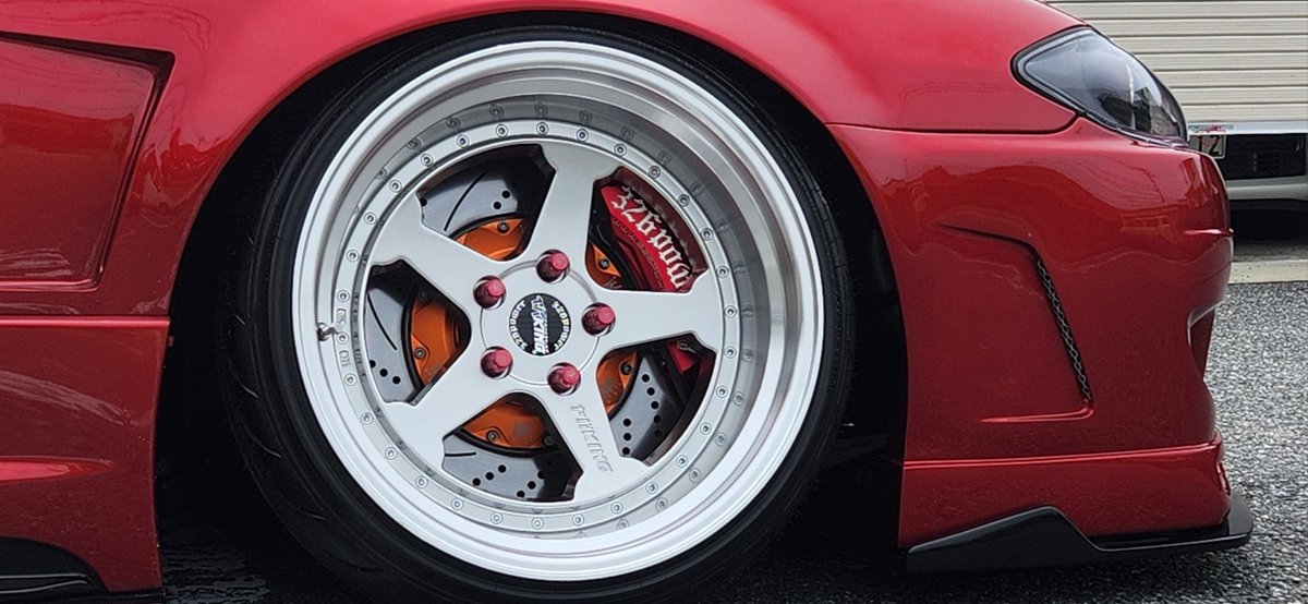 New wheel ヤバKING 最狂FIVE 1 F18×10.0J-8 R18×10.5J-22 サブの