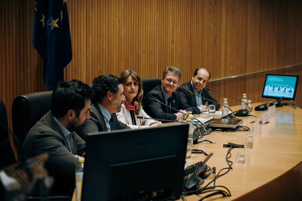 BASF_ES's tweet image. 🗣️ Nuestro director comercial, Daniel Campo, ha sido ponente en la presentación &quot;The Plastic Transition&quot;, (@PlasticsEuropES) en el @Congreso_Es. ♻️ Evento  centrado en debatir cómo lograr que los plásticos en Europa sean circulares y #NetZero para 2050. #PlasticsTransitionRoadmap