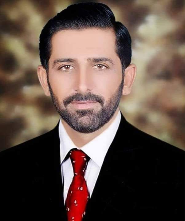 AzadAli7786's tweet photo. صحافی نصراللہ گڈانی کے لیے ایئر ایمبولینس کے سارے معاملات طے پا چکے ہیں کچھ ہی دیر میں وہ رحیم یار خان سے آغا خان کراچی منتقل ہونے جارہے ہیں کراچی میں موجود صحافیوں اور خاص طور پر حکومت سندھ سے التجا کی جاتی ہے نصراللہ کی ہر ممکن مدد کی جائے 🙏
#SaveNasarullah | @sharjeelinam https://t.co/lWBs6Gmtga