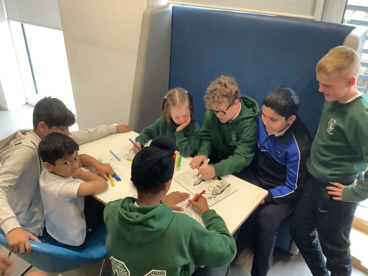 P7 have really enjoyed having P1s today. There was a great atmosphere of laughter, mindfulness colouring, creating our own pictures and reading stories.