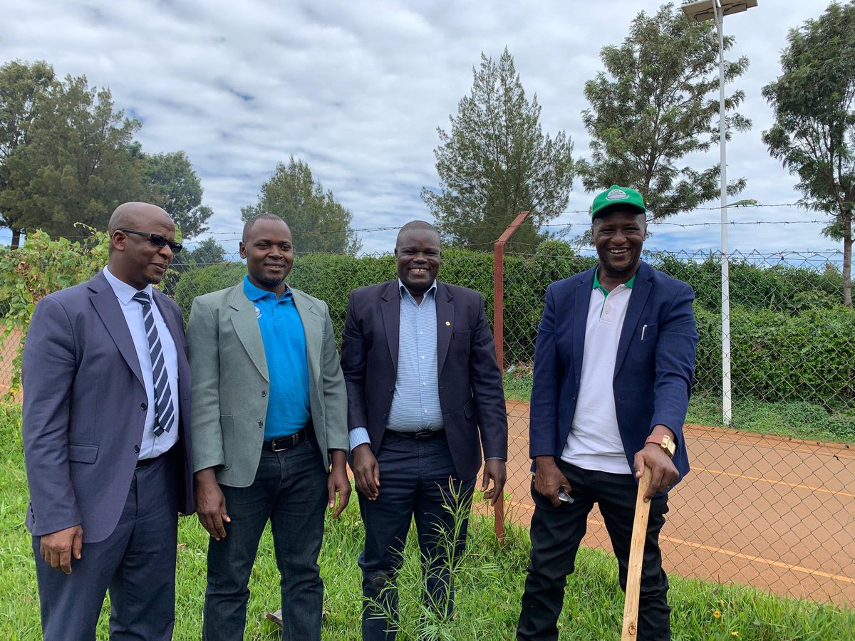 #Justin, UBF in Kapchorwa for #InternationalBiodiversityDay #IDB. Our ED  together with ED <a href="/nemaug/">National Environment Management Authority (NEMA)</a> <a href="/ABarirega/">Barirega Akankwasah, PhD</a> planting his tree at Kapchorwa District headquarters. We are #partoftheplan