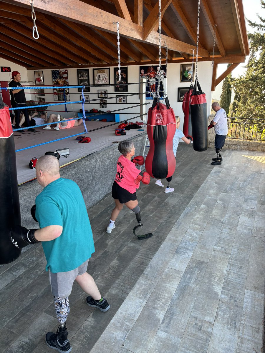 just_amp's tweet photo. Amp camp adults date now live on the website https://t.co/IHCj6P7XKP 
#amputee #amputation #trending #GodMorningWednesday #amputeefit #FitnessGoals #workout #newgoals https://t.co/1u9zNCj7NI