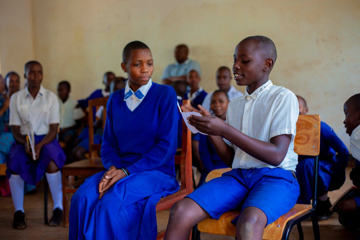 FinnishEmbTZ's tweet photo. A team from the Embassy and MFA Helsinki visited the #CLHY-programme in the Mara region, implemented by @UNFPATanzania and funded by Finland. The programme, with particular attention to women and girls with disabilities, has produced several positive results: https://t.co/HFdfvbe4pK