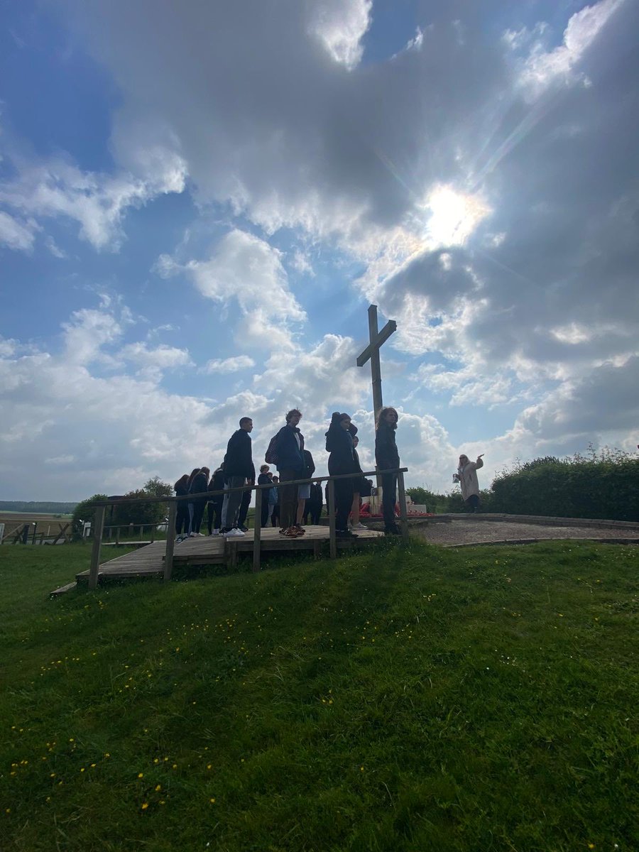 BattlefieldsRHS's tweet photo. Coach D at Lochnagar Crater https://t.co/Rkh7TuZlOm