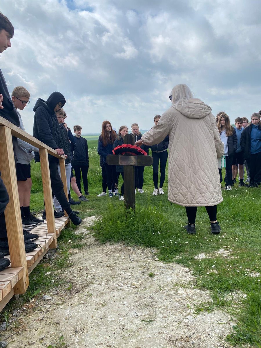 BattlefieldsRHS's tweet photo. Coach D at Lochnagar Crater https://t.co/Rkh7TuZlOm