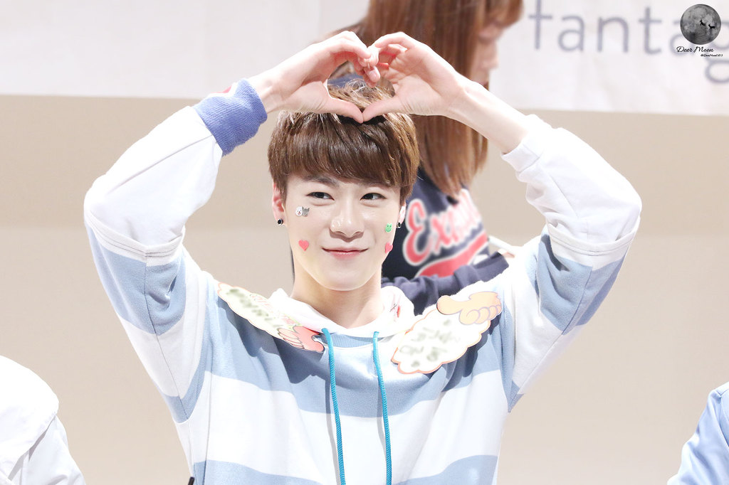 star_oha's tweet photo. 빈이 하투하투 https://t.co/Mk3T67Yp7l