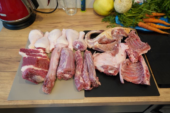 Witajcie misiaki😘 Wczoraj zaplanowałam, że dzisiaj robię ros&oacute;ł. Wstałam o 9 i bez ogarniania pojechałam<a href="/tag/aferki"class="tags"><span>#aferki</span></a>