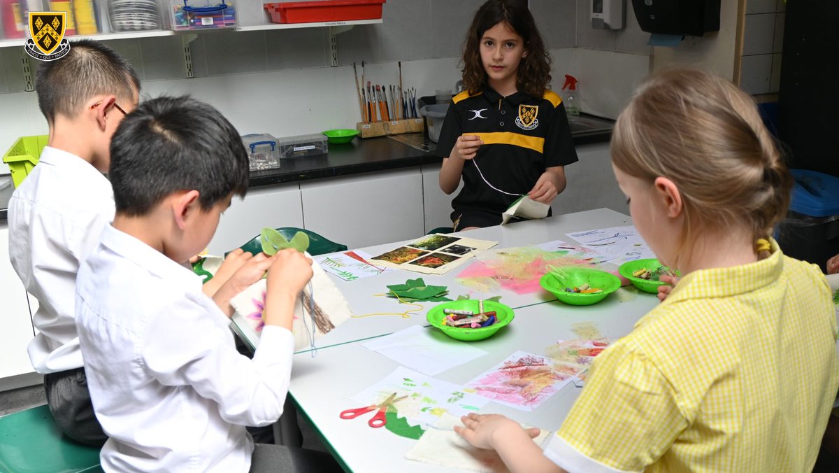 Year 4 had a lovely day working with local artist Isobel Pickup. Isobel works primarily with #textiles & her sessions had the children working on pieces that fitted in with their Science topic ‘Animals & Their Habitats’. The children were very focussed & produced some lovely work