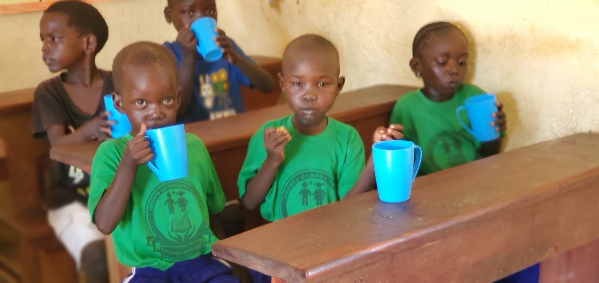 Ubuntu Community School tweet media