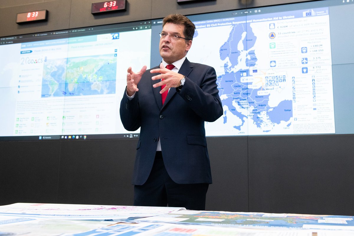 With pleasure I have welcomed Permanent Representatives to the EU to Emergency Response Coordination Centre, #ERCC - the beating heart of #EUCivilProtectionMechanism. From here, 🇪🇺 solidarity comes into action, coordinating assistance supplied by EU MS wherever it is needed.