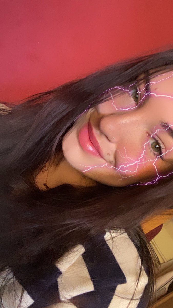 Meow🤍 tweet media