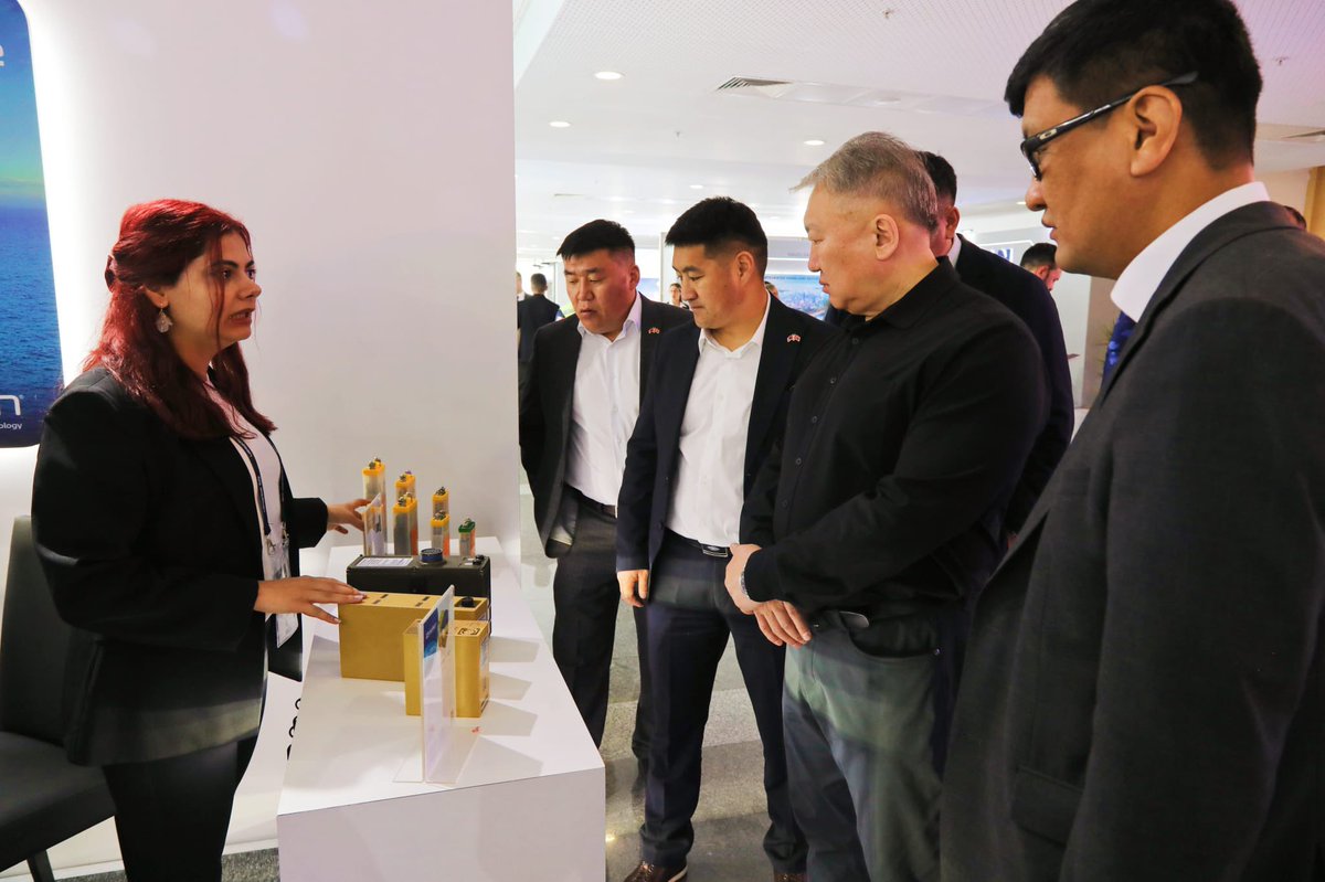 aspilsan_enerji's tweet image. Türkiye’nin ilk ve tek anayurt, sınır güvenliği fuarı SEDEC, ikinci gününde yoğun katılımla devam ediyor.#AspilsanEnerji #SEDEC