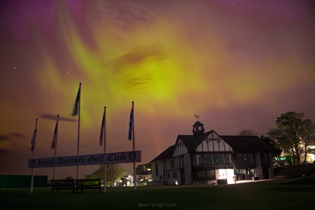 Fabulous photos shared by our team member, Harry Rowe, showing the breathtaking spectacle of the Northern Lights above Royal Dornoch. The vibrant auroras painted the sky in hues of green, red and purple, creating an unforgettable backdrop for the course.

#royaldornochlinks