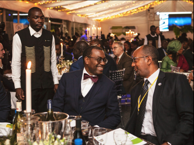 BankerMagazine's tweet photo. 🎉 Only 6 days to go until the 18th Edition of the African Banker Awards in Nairobi, Kenya on 28th May 2024! Join us in celebrating the institutions and individuals shaping Africa's banking industry. #ABKA2024 #Africanbanker
➡️: https://t.co/cEX507Vx5U https://t.co/Cql6jZyuSP