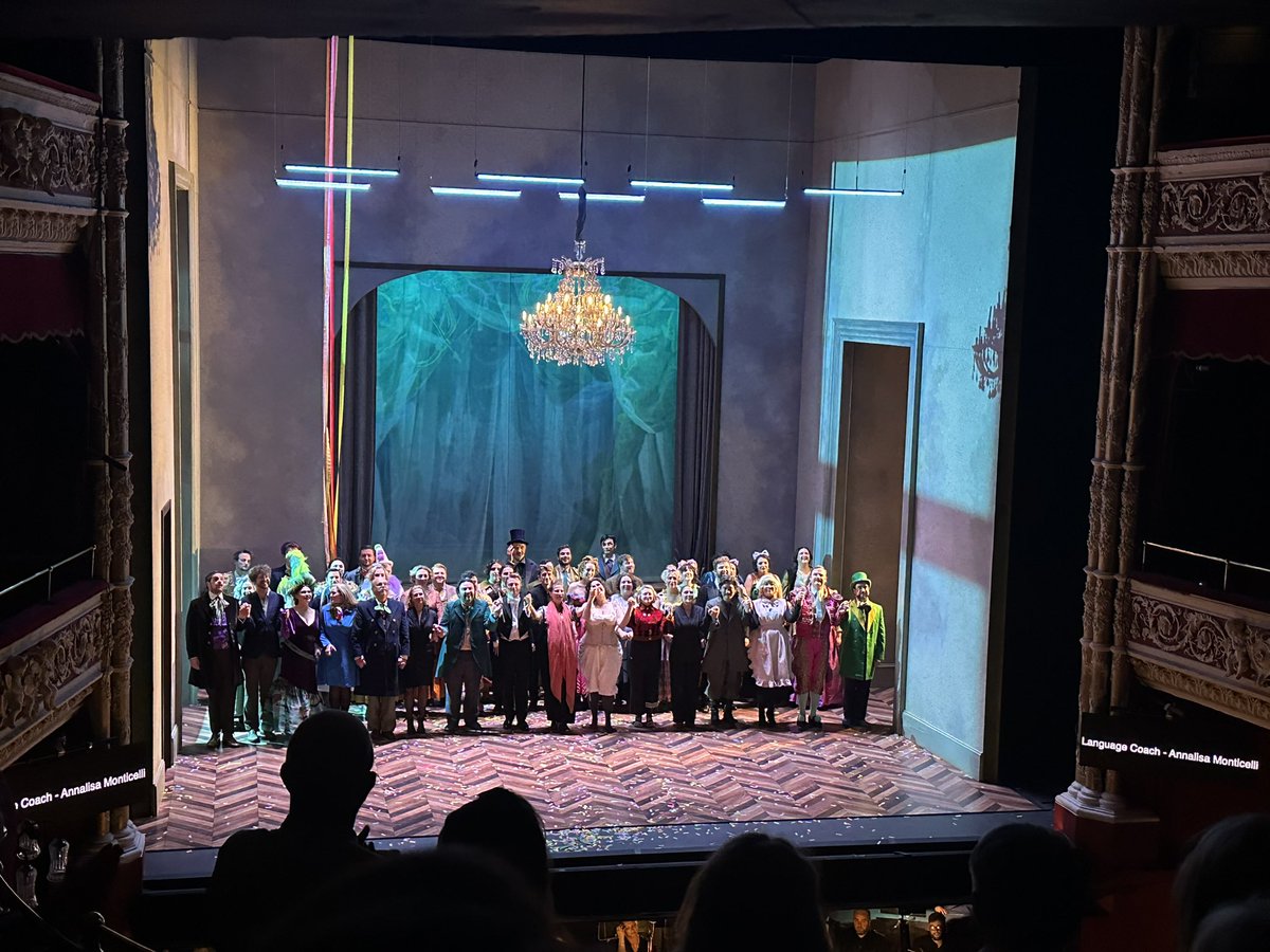 Congrats all <a href="/IrishNatOpera/">Irish National Opera</a> on La Traviata <a href="/gaiety_theatre/">The Gaiety Theatre</a>