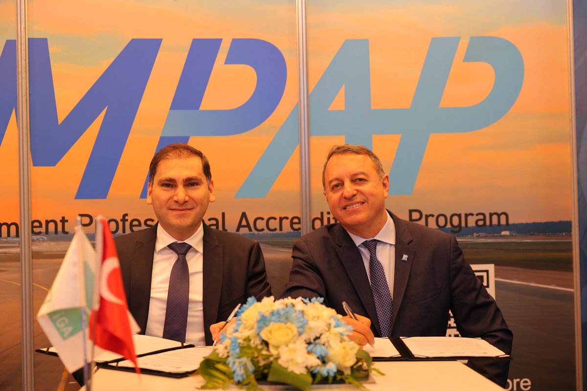 🔴 Live at #WAGA2024: Great development! @igairport will host the @AMPAP_IAP 'Global Air Mobility Systems' course in Istanbul, scheduled for April and October 2025. @lf_oliveira1