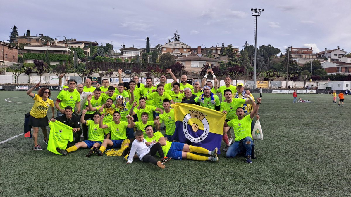 Demà dijous el @catfutbolrmarca rebrà la visita d' una representació de @udsanmauro, campió del grup 2 a #PrimeraCat per parlar del seu ascens a #LligaElit ⚽
@educastilla21 D.E. @milan_luque entrenador i @bernat3008 capità.
FELICITATS CAMPIONS !!!
📻 #89.1FM
📷 @udsanmauro