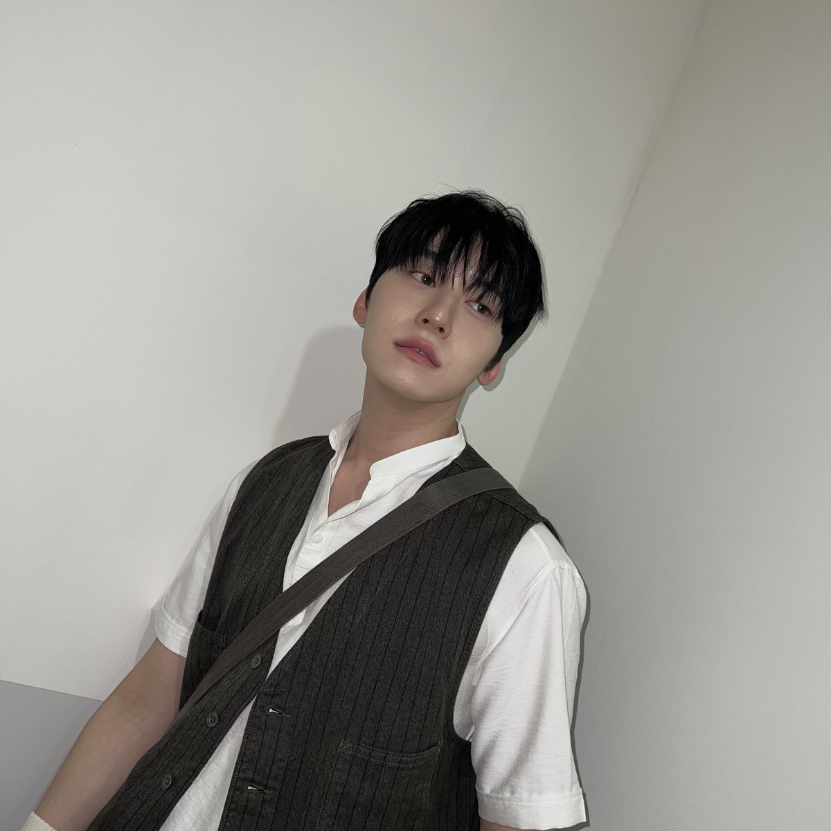 official_ONEUS's tweet photo. [#건희]
Now🐜✨ https://t.co/CiPqplF9Rp
