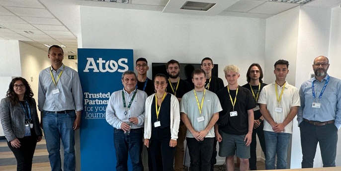 AtosES's tweet photo. ¡Ayer nuestras oficinas en Barcelona se convirtieron en un espacio de aprendizaje y descubrimiento!💡🧑‍🎓 
Gracias al programa #ApadrinaTIC del @C_Tecnologic, tuvimos el placer de recibir a un grupo de jóvenes interesados en conocer nuestra compañía a través de proyectos reales. https://t.co/4d7j7dHd2w