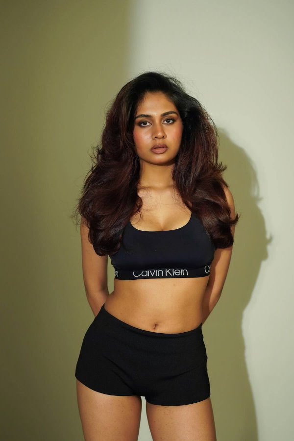 GOLMEwJWoAAd5pR?format=jpg&name=900x900