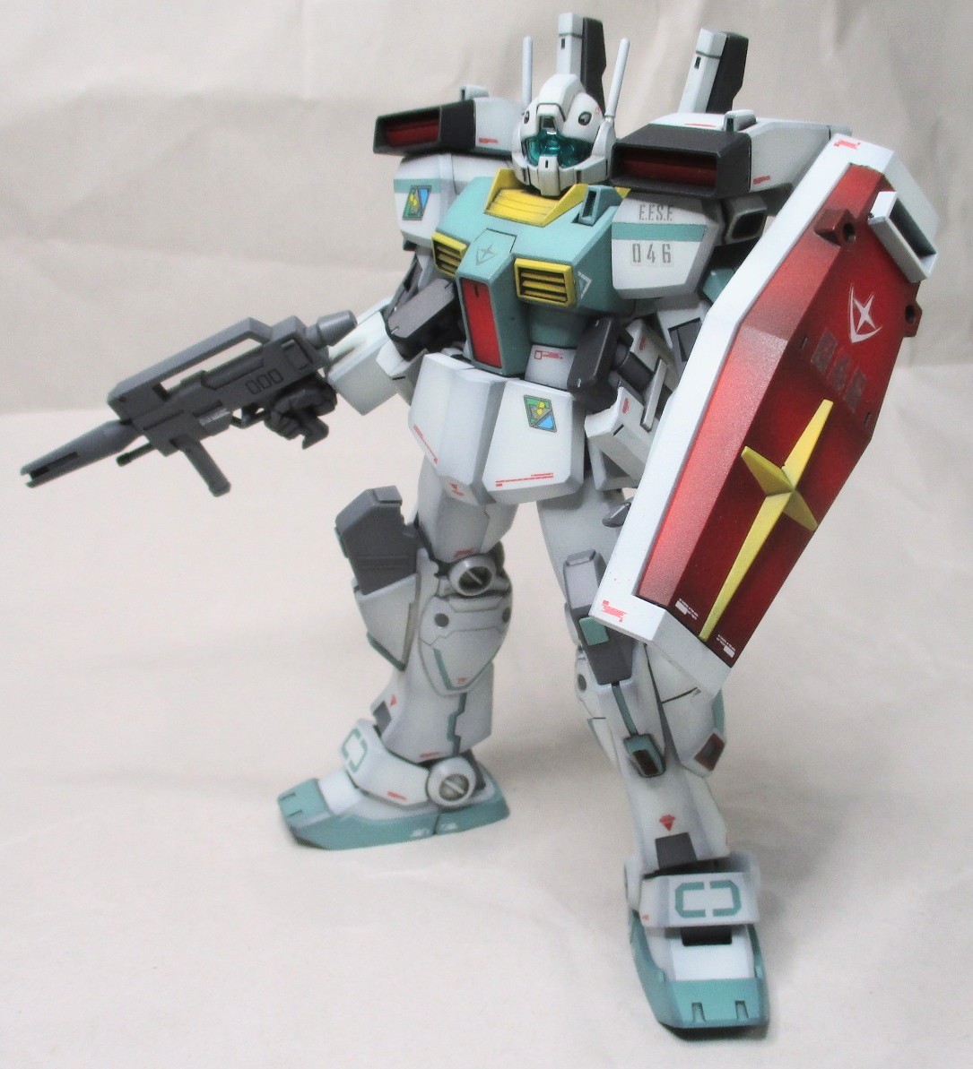 後で出ましたシリーズ😲 1/144 ジムⅢ これも3度立体化されています