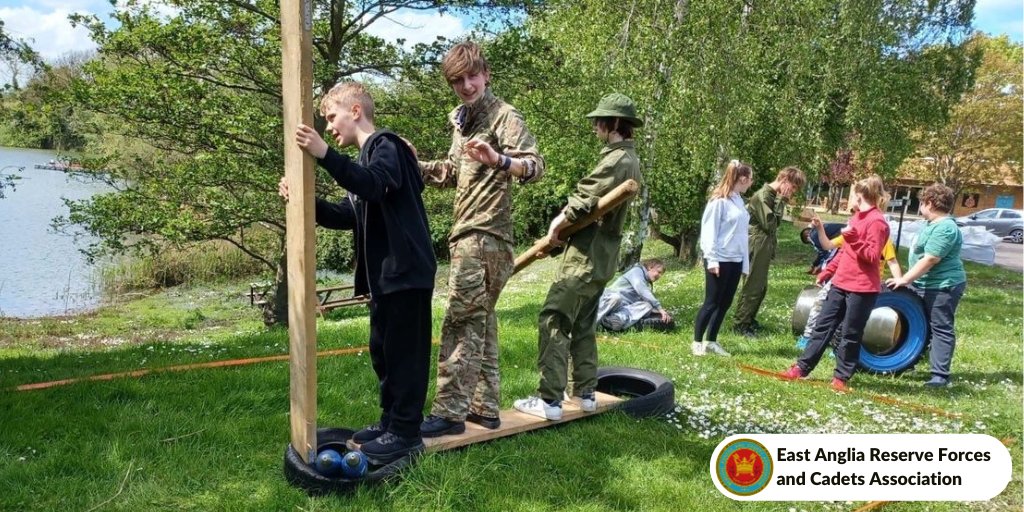 A brilliant day at our Coldhams Lane Army Reserve Centre as local school children came together for a STEM team-building day hosted by the fantastic reservists at #CUOTC ow.ly/ZFIU50ROzxA #DesertRatChallenge @CUOTC_Official @EAEmployers @CE_EA_RFCA #WeAreEARFCA