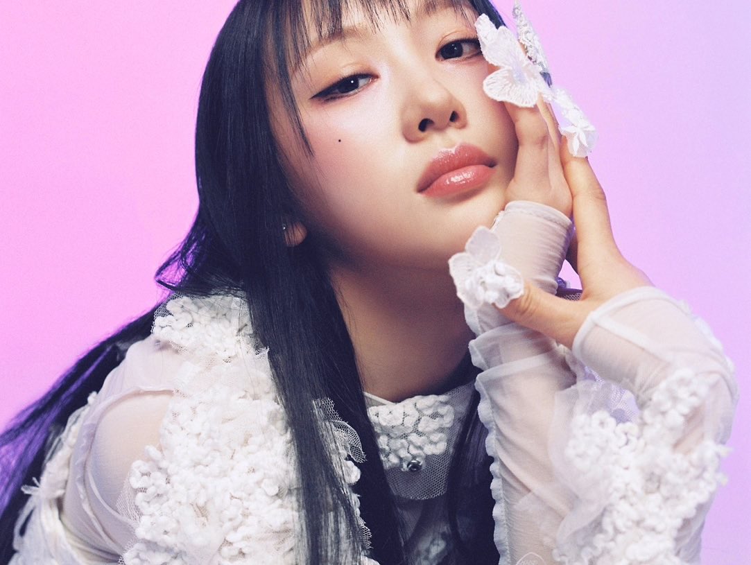 ❥ loona pics tweet media