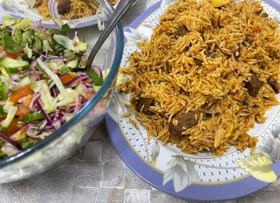zarafsha46's tweet photo. Da garmi k pulao Sam khwand kae ♥️ https://t.co/WpKrLUnana