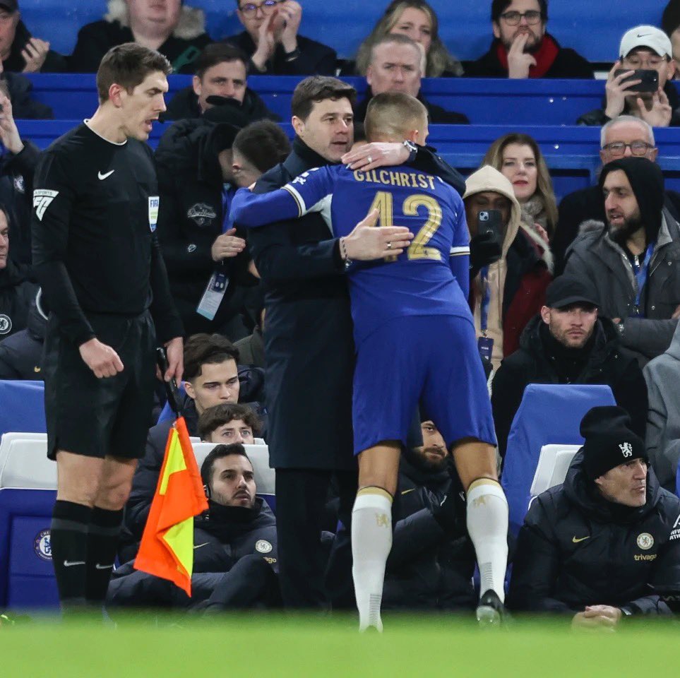 alfie_gilchrist's tweet photo. Forever grateful to Mauricio and his team for giving me my debut, and believing in me this season.

Thank you Gaffer. 💙🙌 https://t.co/70Z0x75xO5