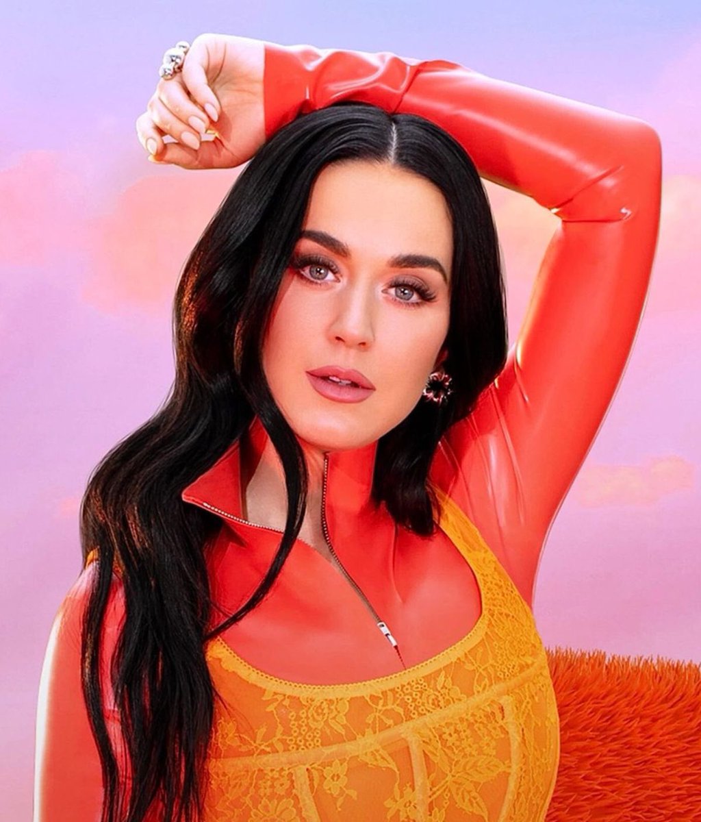 updatecharts's tweet photo. 🚨 ELA TÁ VINDO! Katy Perry muda foto de perfil em suas redes sociais. https://t.co/mzSBJvN7mj