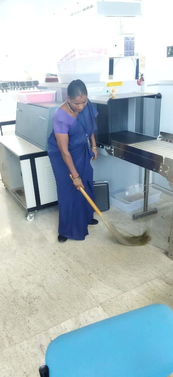 Up keeping of Cleanliness by MESS staff in @aaipnyairport
#Swatchata3.0 #SwachhBharat2024
@AAI_Official
@SwachhBharatGov
@SwachhBharatGov
@MoCA_GoI
@AAIRHQSR