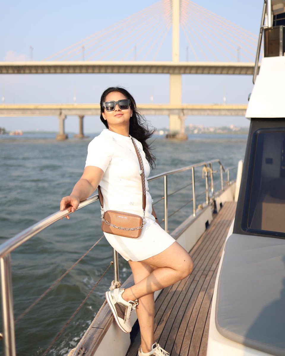 Amulya (@nimmaamulya) on Twitter photo 