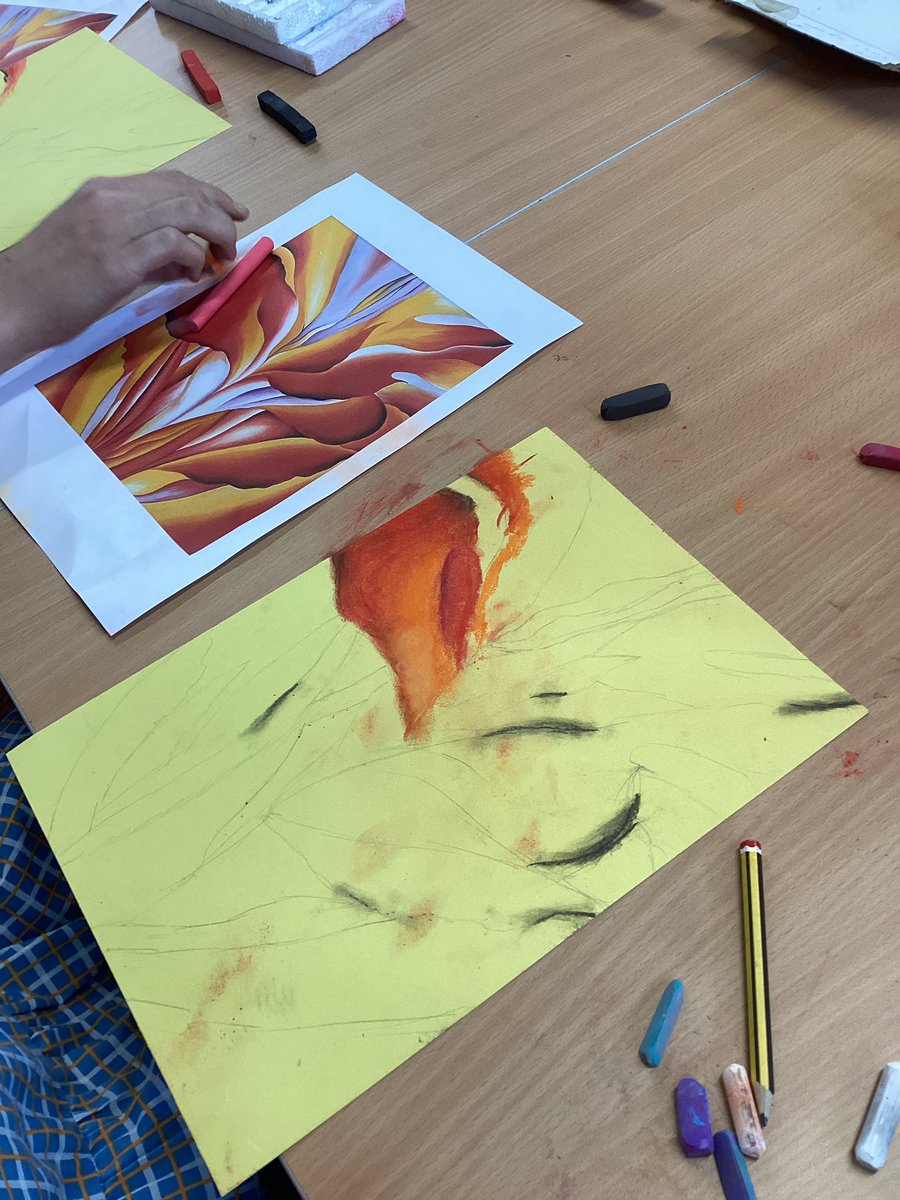 Work in progress. Close up flowers by artist Georgia O’Keeffe and colour blending with soft pastels. Well done year 6, an excellent start! 👏🌸#InspiringExcellence <a href="/StMargaretsPrep/">St Margaret's Prep Calne</a> <a href="/StMargs_Year6/">StMargs Year 6</a>