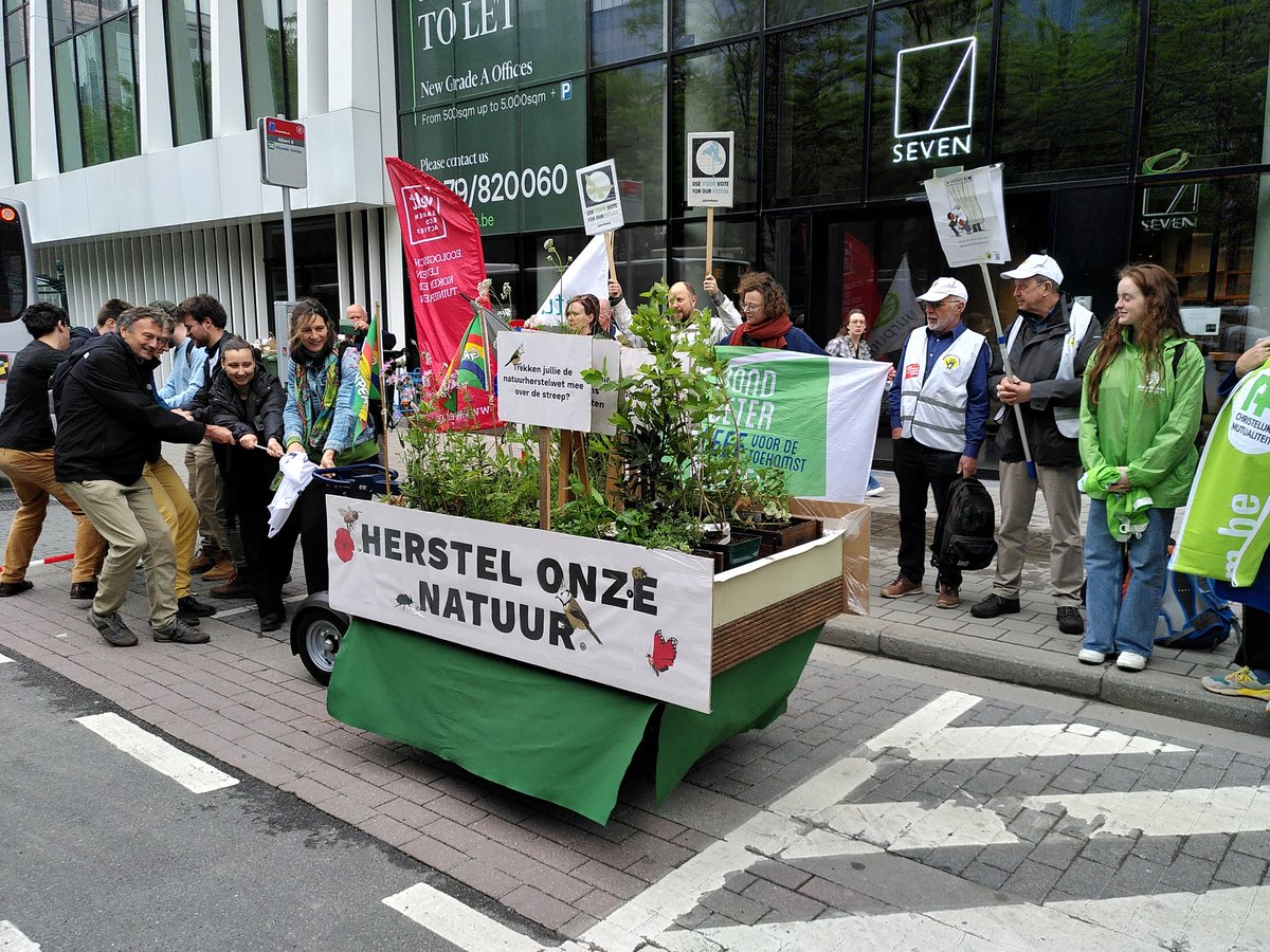 Wil de Vlaamse Regering echt het verschil maken voor haar burgers en Europa?

Laat ze dan niet stikken en trek de #Natuurherstelwet eindelijk mee over de streep!

#RestoreNature

<a href="/JanJambon/">Jan Jambon</a> <a href="/Zu_Demir/">Zuhal Demir</a>
<a href="/jobrouns1/">Jo Brouns</a> @EU2O24BE

<a href="/MijnNatuurpunt/">Natuurpunt</a> <a href="/natagora/">Natagora</a>
