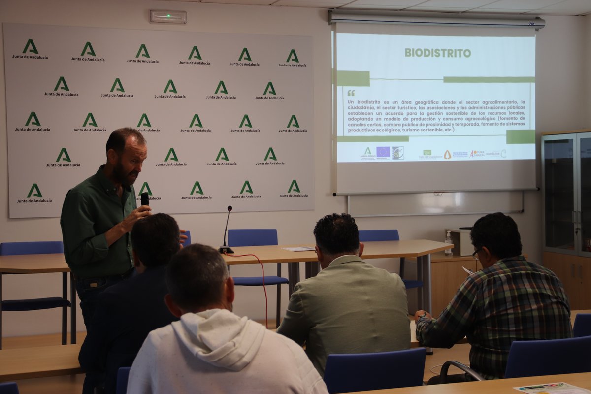 ⚡️@gdrcampinasur analiza en #Montilla los retos de la agricultura ecológica en #Andalucia Participan empresas, asociaciones, entidades y Grupos de Desarrollo Rural de Málaga 🇪🇺🌿Forma parte del proyecto de cooperación Biodistritos, #LEADER ecológico acortar.link/EspReJ